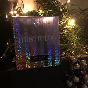 Henri Bendel MISTLETOE Scented Candle